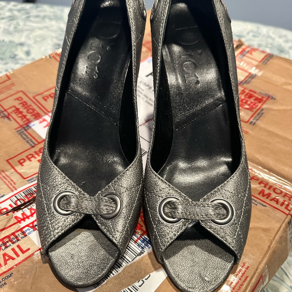 Dior peep toe pumps